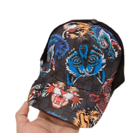 Gucci Tiger Print Cap Tiger Motif GG Supreme