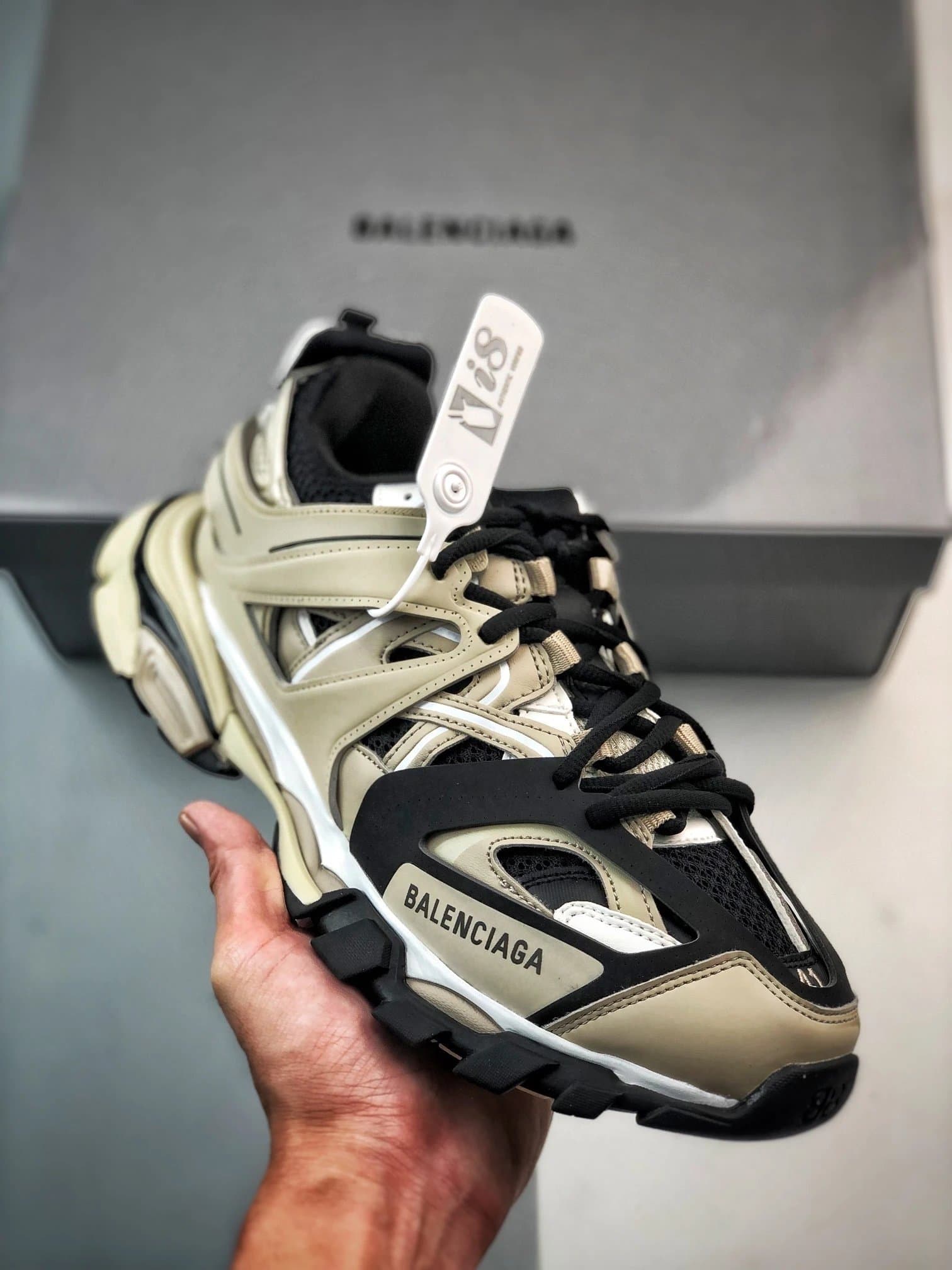 Balenciaga Triple S Black — 30 (3代无LED)