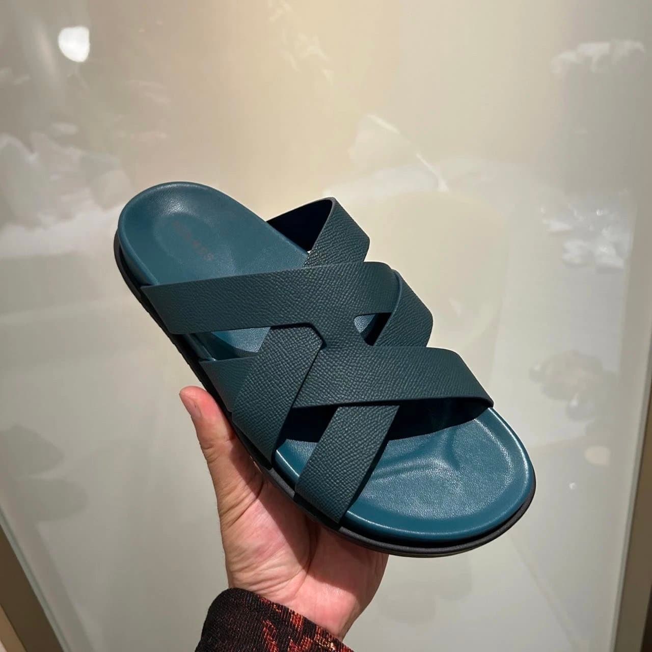 Hermès Oran Sandal Cross-Strap