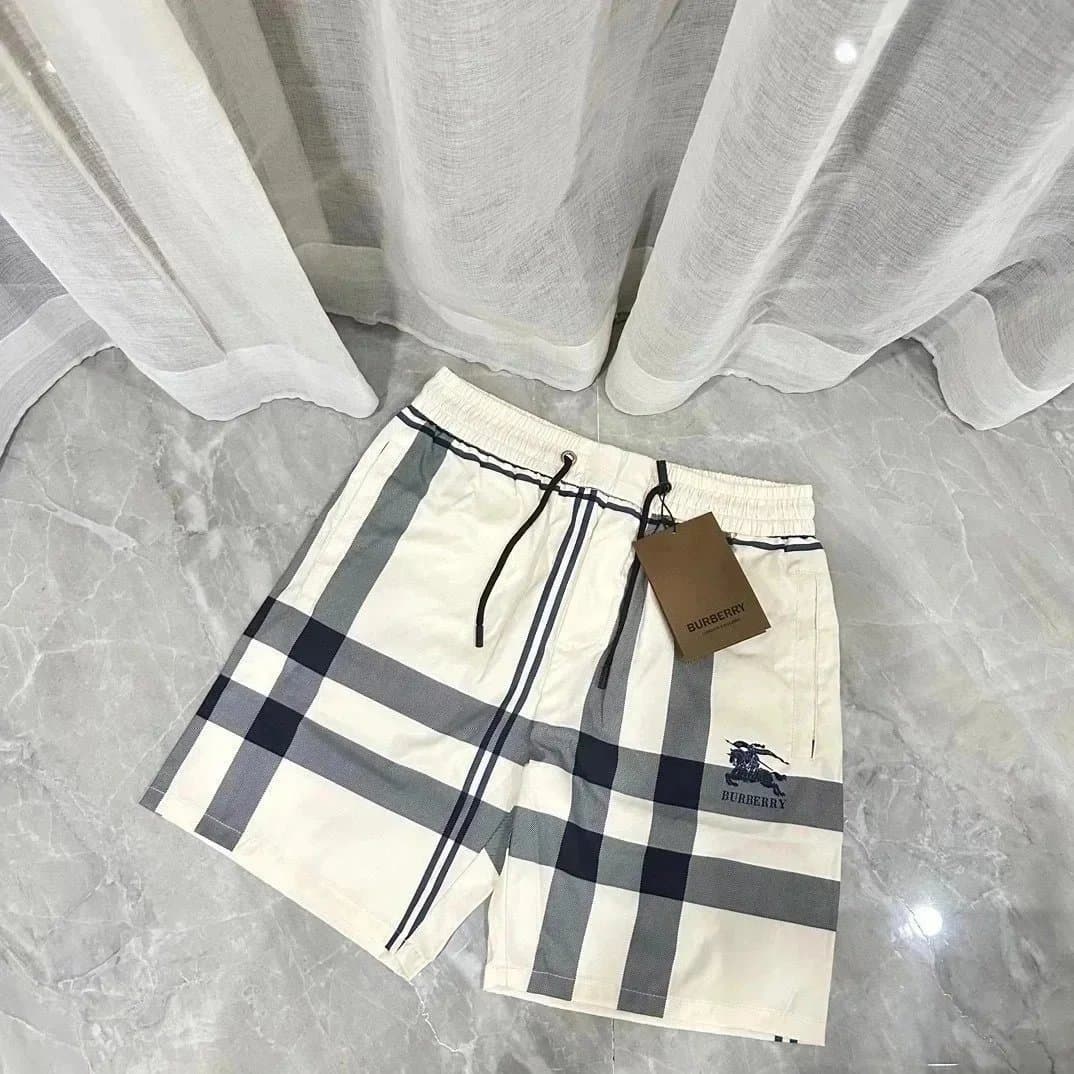 Burberry Equestrian Knight Shorts Icon Stripe Side — 020105021