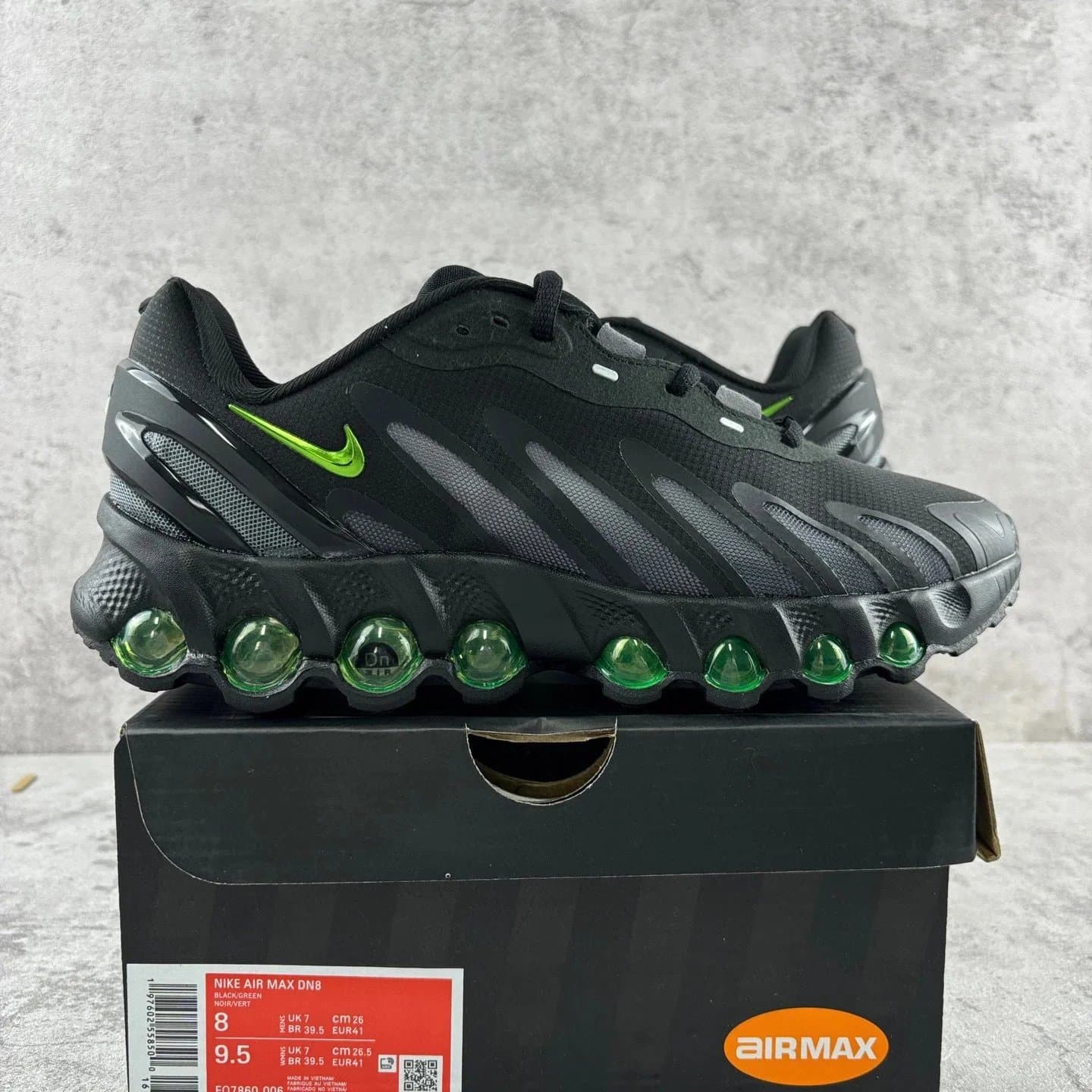 Nike Air Max DN8 Black/Green