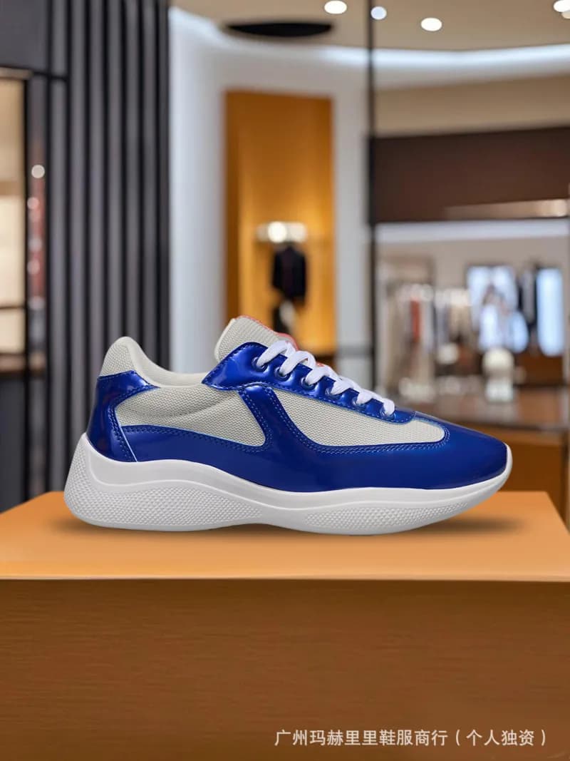 Prada Linea Rossa Sneaker Glossy Blue