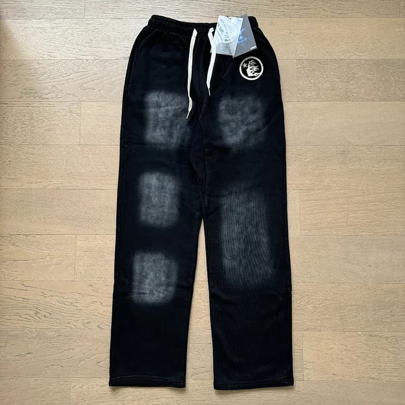 Reebok × Travis Scott Sweatpants No Guts No Glory — 757