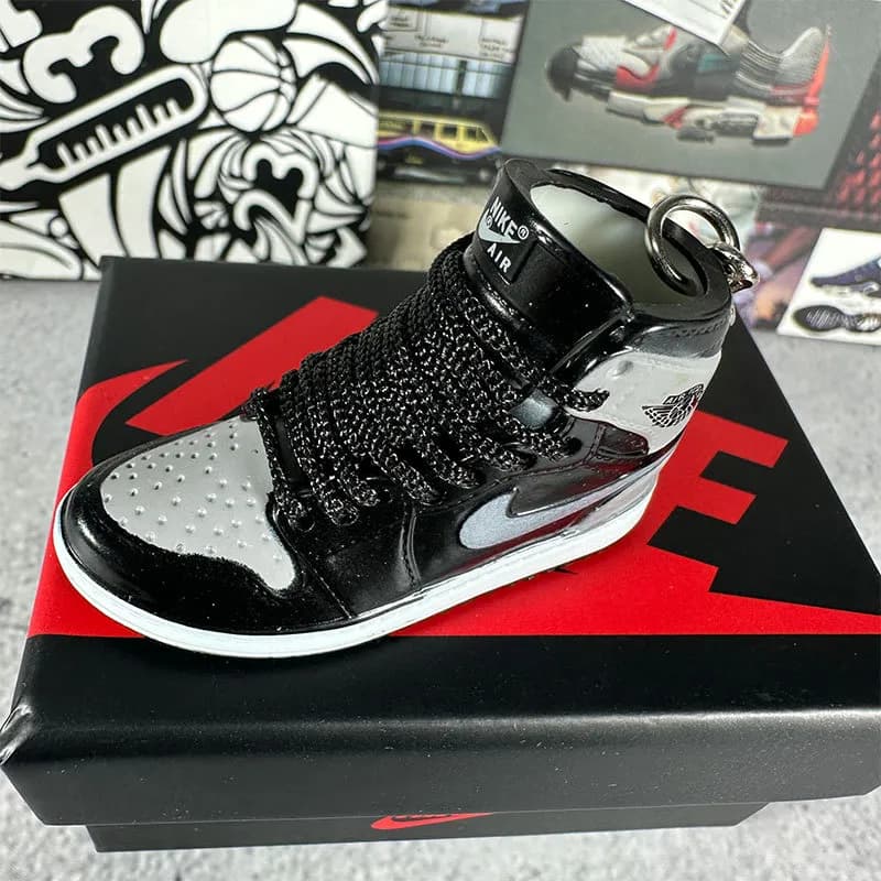Air Jordan 1 Bred Toe