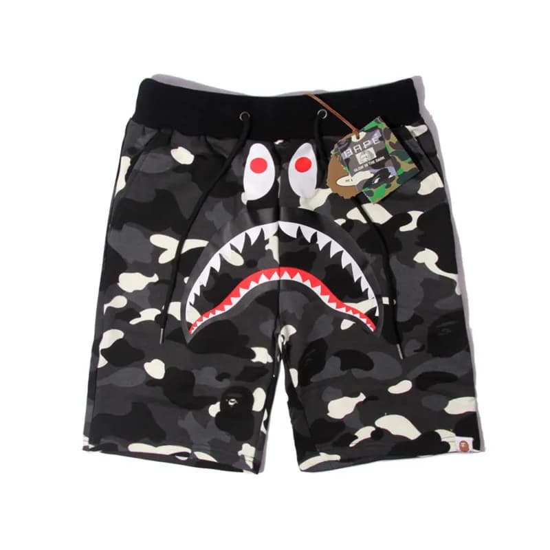BAPE A Bathing Ape Shorts All-Over Logo Print — D0227013