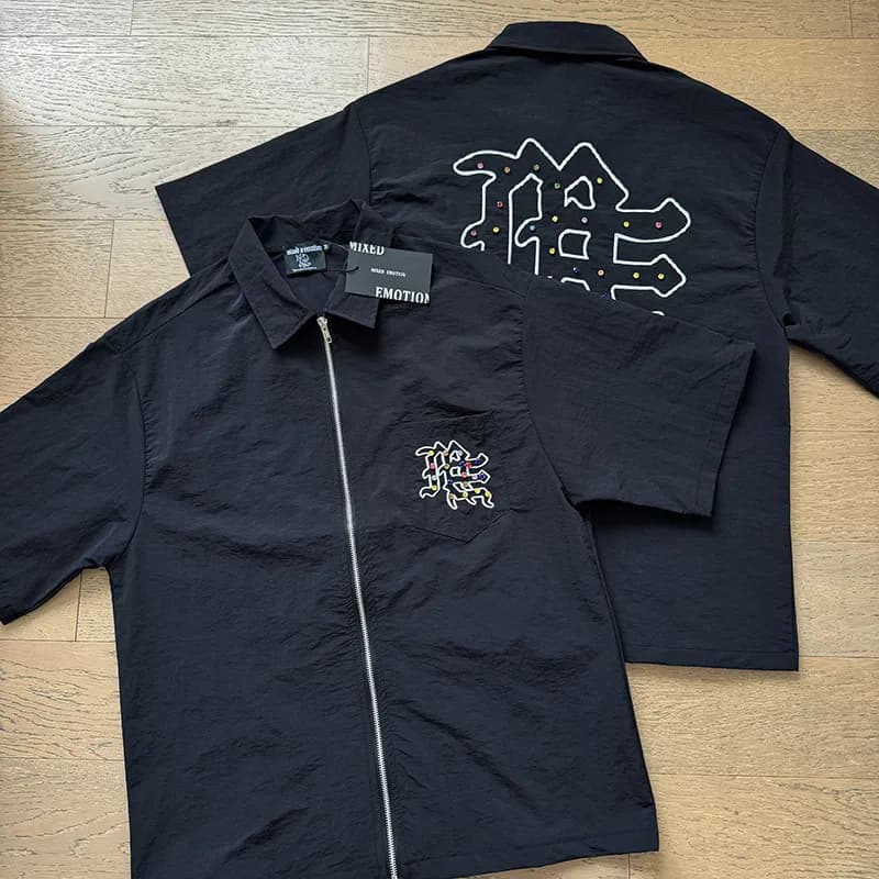 Mixed Emotion Short-Sleeve Zip-Up Shirt Embroidered Kanji