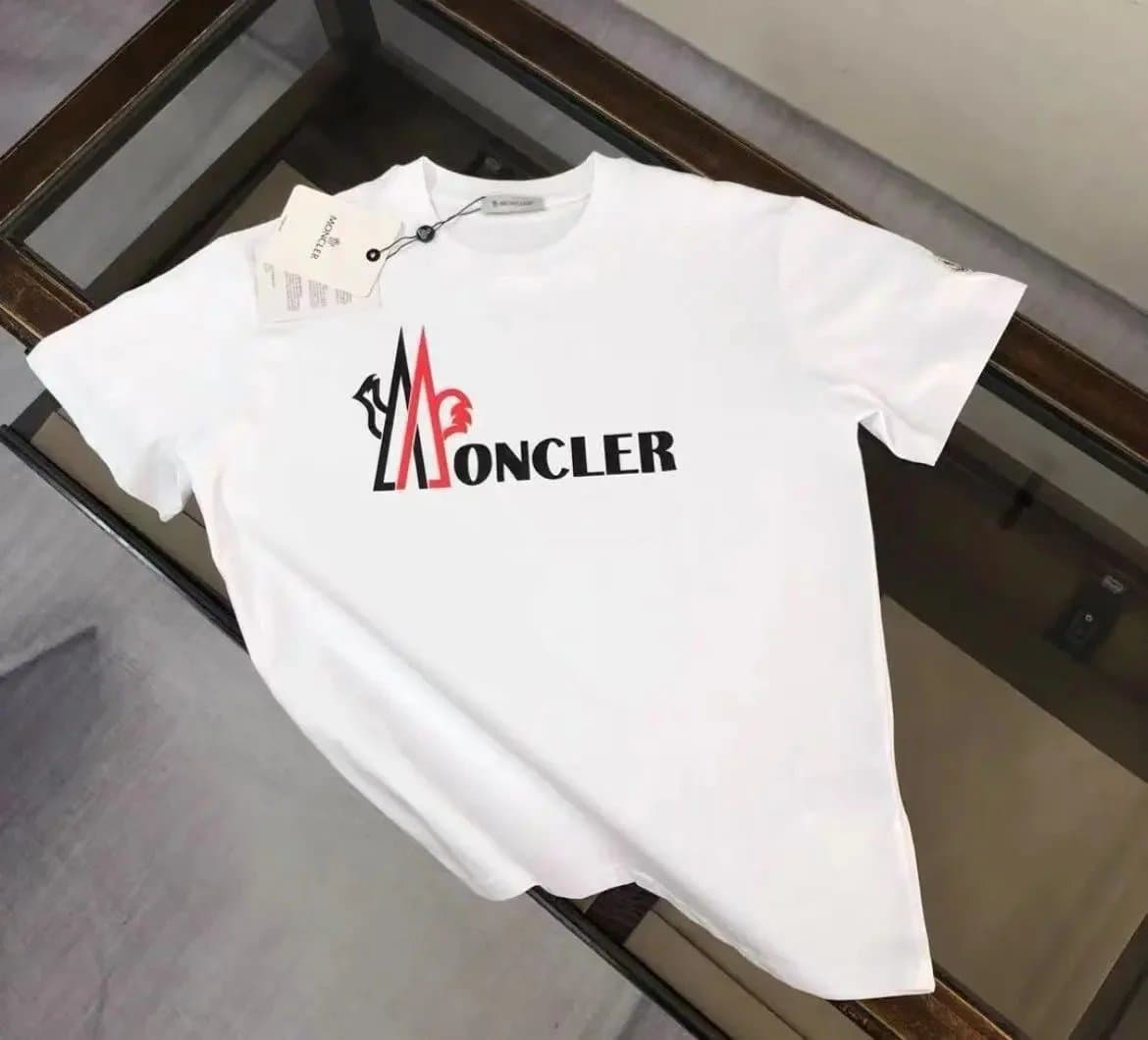 Moncler Logo Patch T-Shirt Heather Grey — cp-28