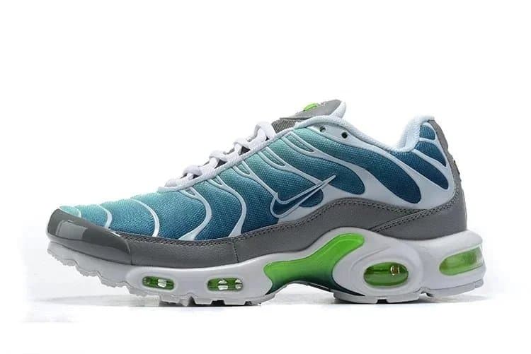 Nike Air Max Plus Black Red — 4