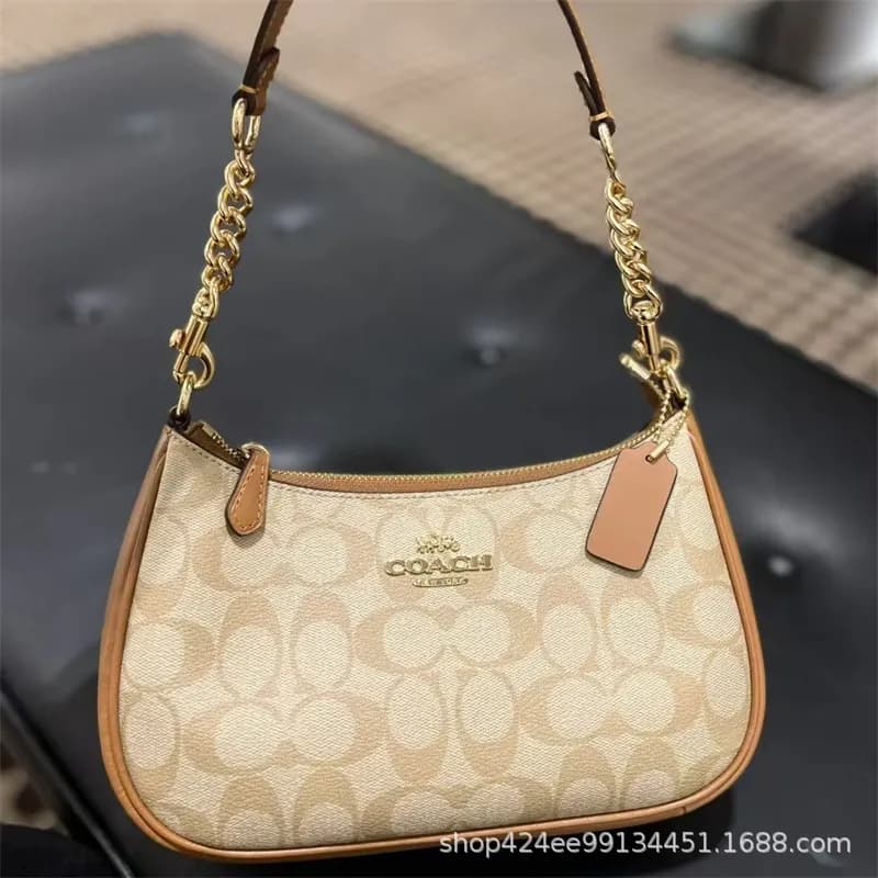 Gucci Shoulder Bag Signature Canvas