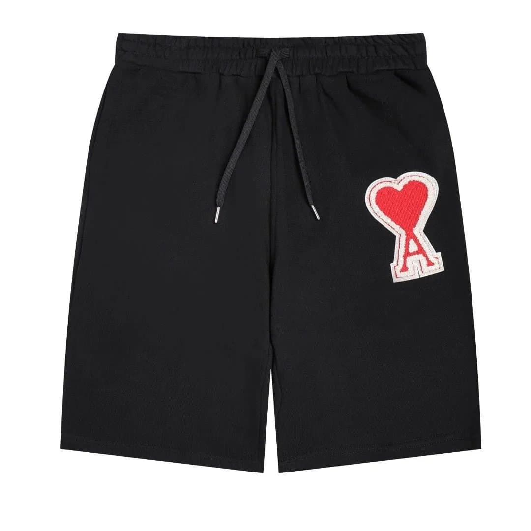 AMI Paris Logo Shorts Heart A Patch — 黑红短裤
