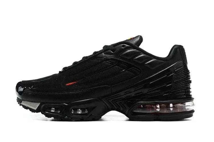 Nike Air Max Plus Triple Black