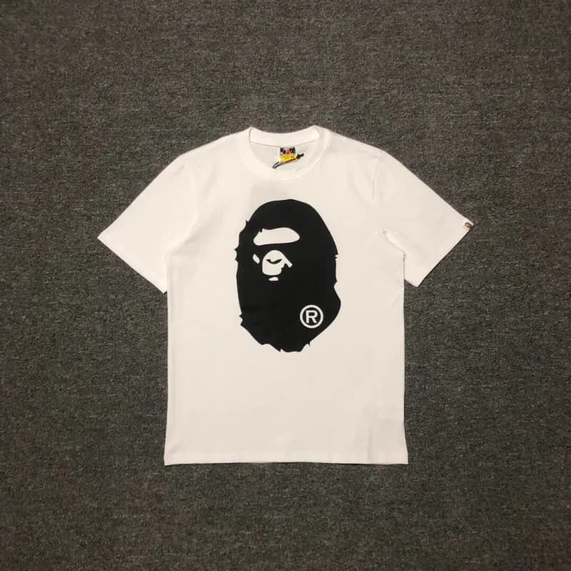 BAPE A Bathing Ape Tee College Logo — 68 白色