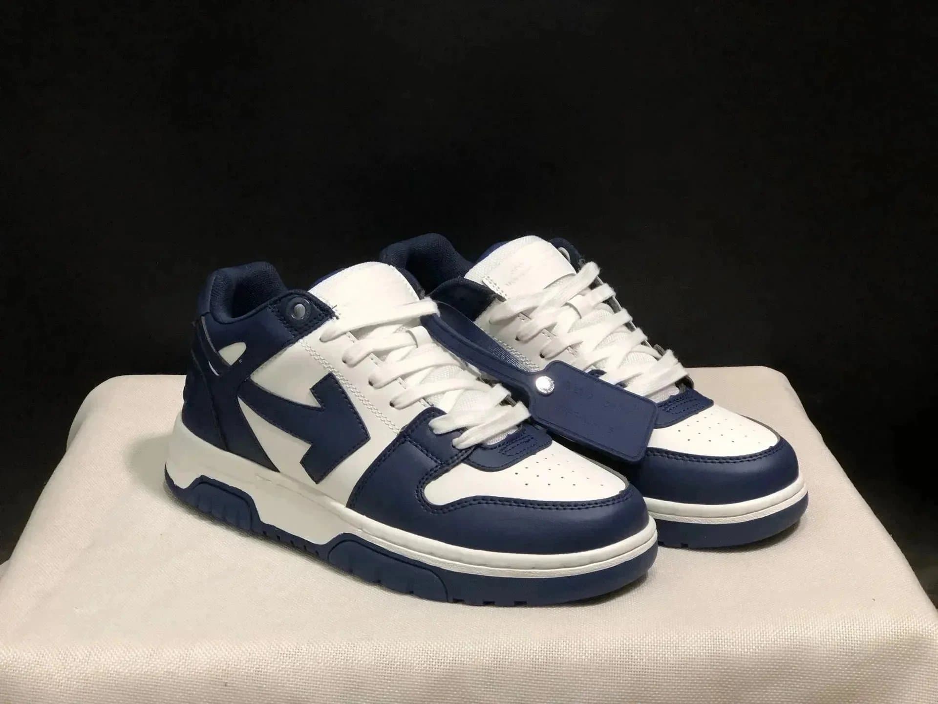 Off-White Low Mint Accents — 4