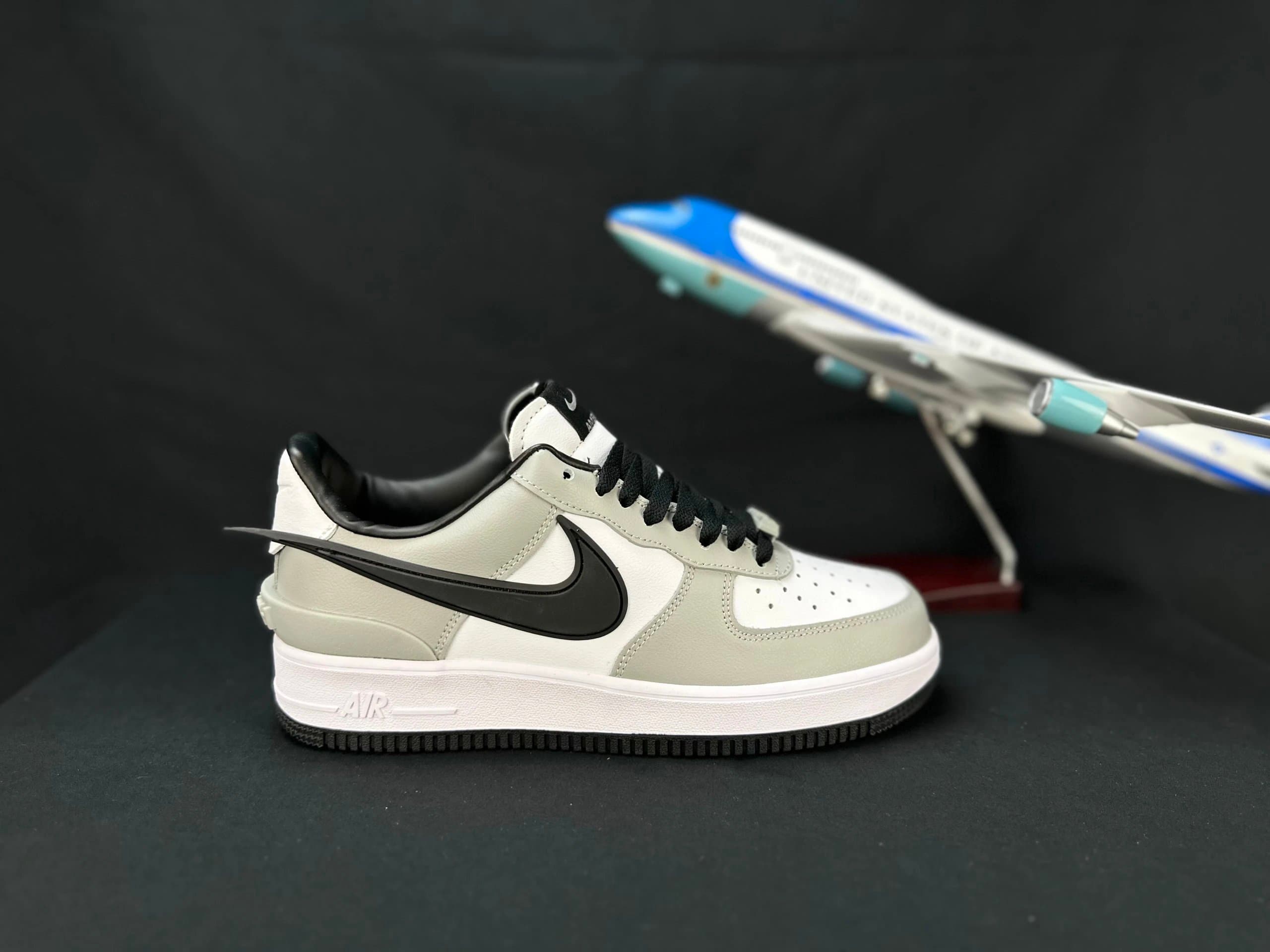 Nike Air Force 1 Low Light Bone