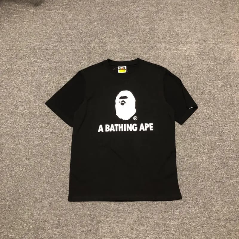 BAPE A Bathing Ape Tee College Logo — 63 黑色