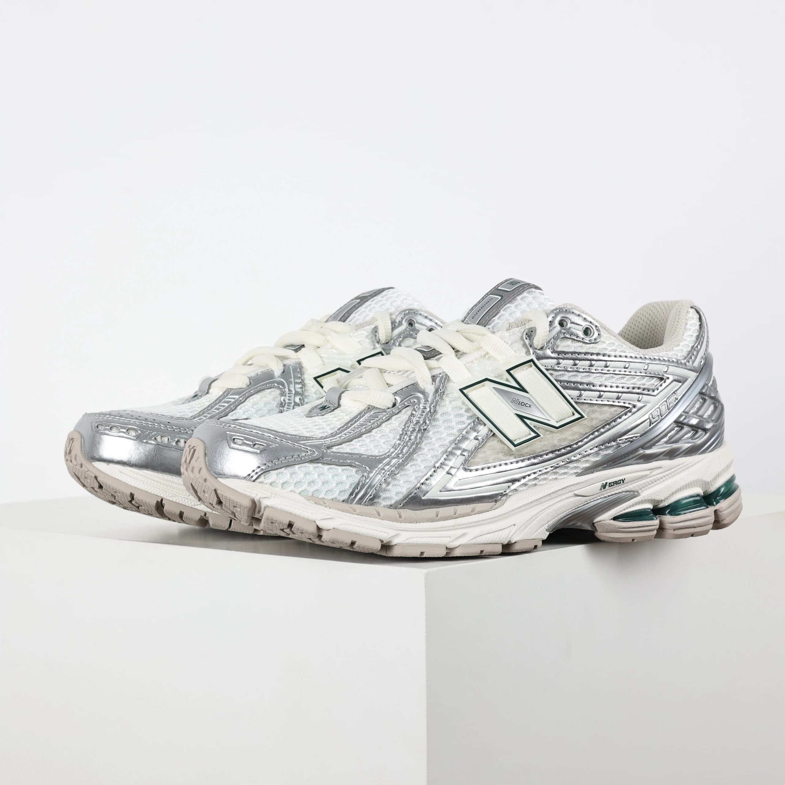 New Balance 1906R Metallic Silver