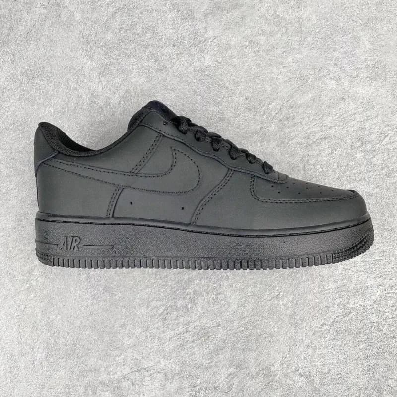 Nike Air Force 1 Low Triple Black