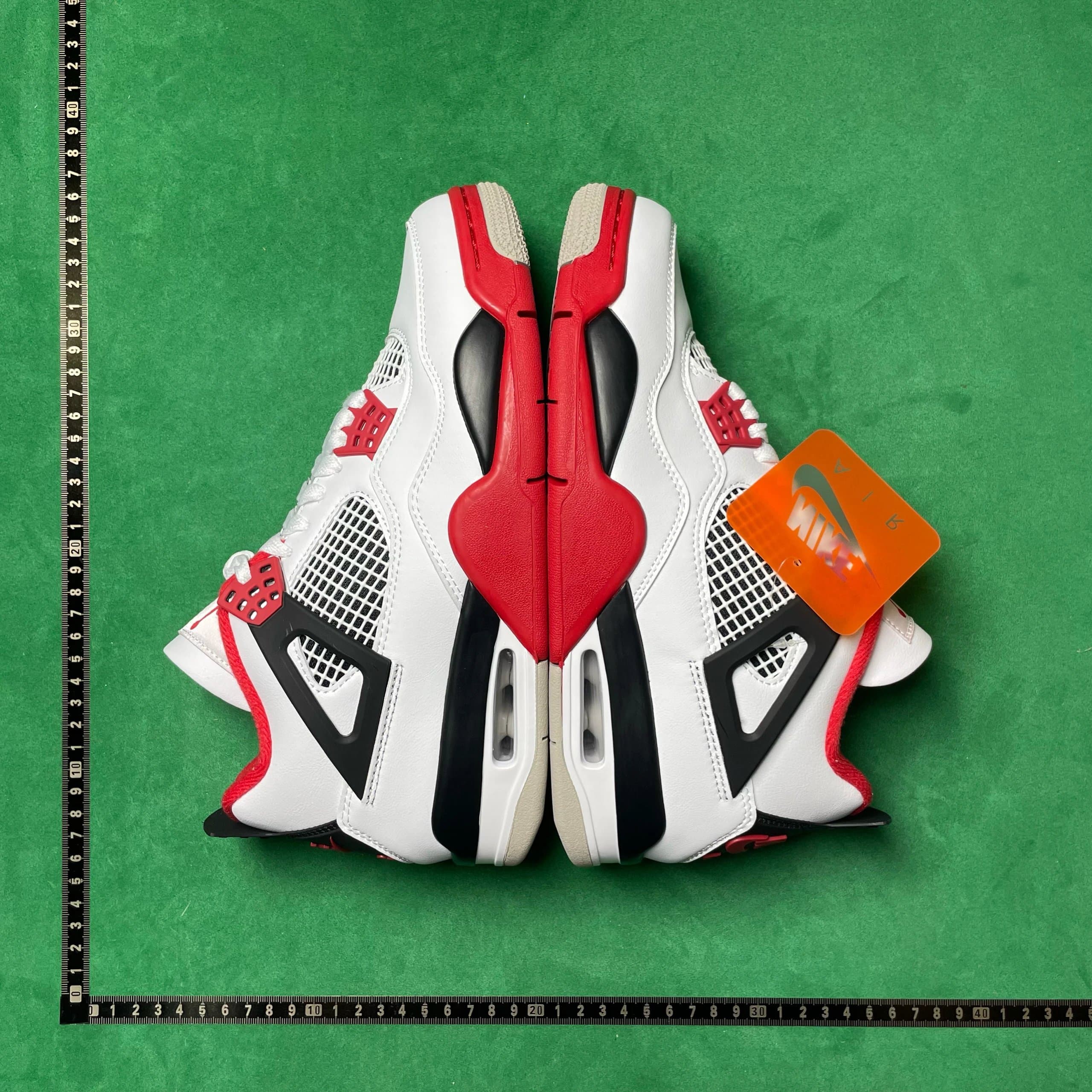 Air Jordan 4 Fire Red