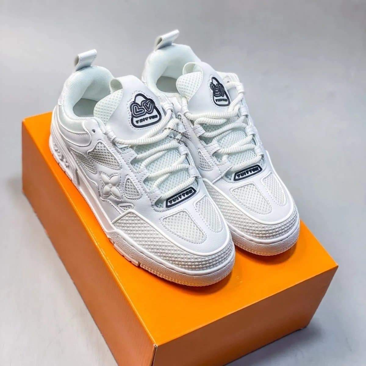 Louis Vuitton LV Trainer White Monogram — 37 面包全白