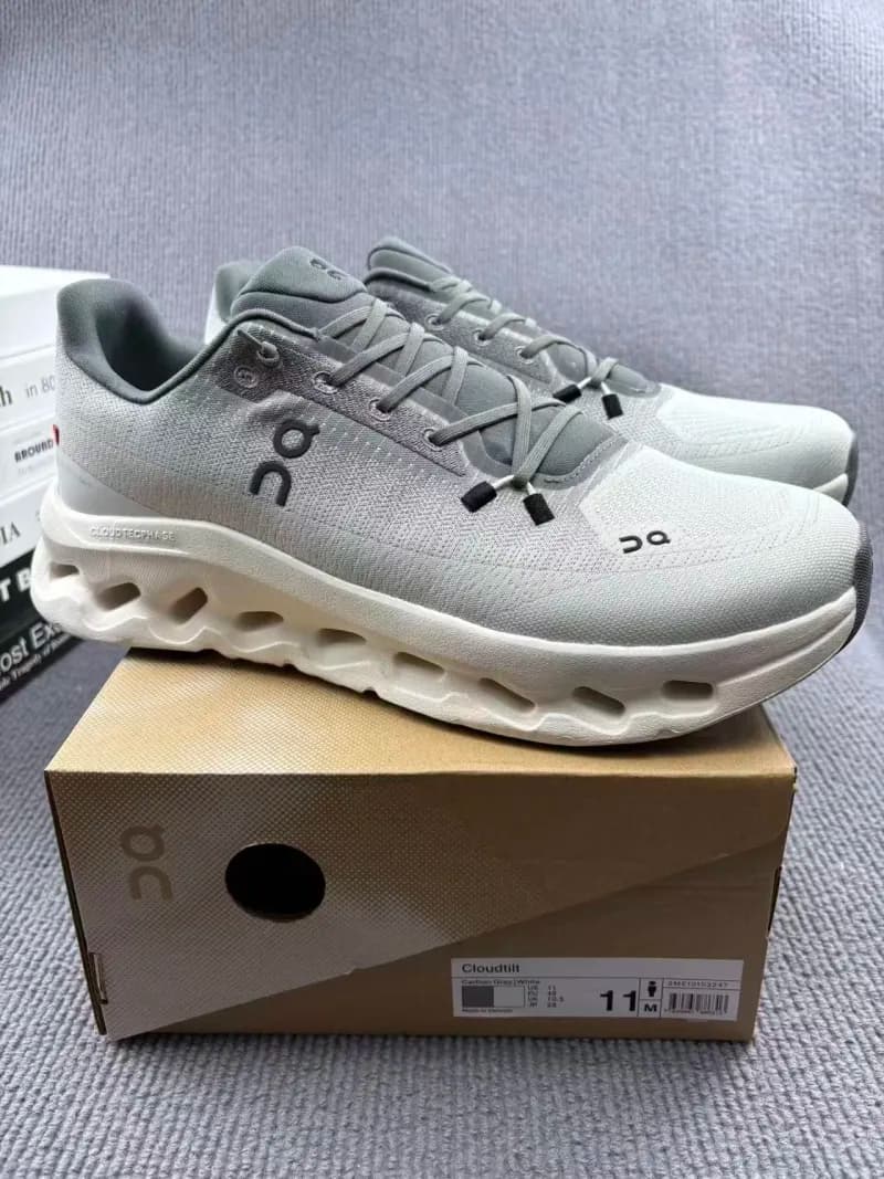 On Cloudtilt Oatmeal Grey / White