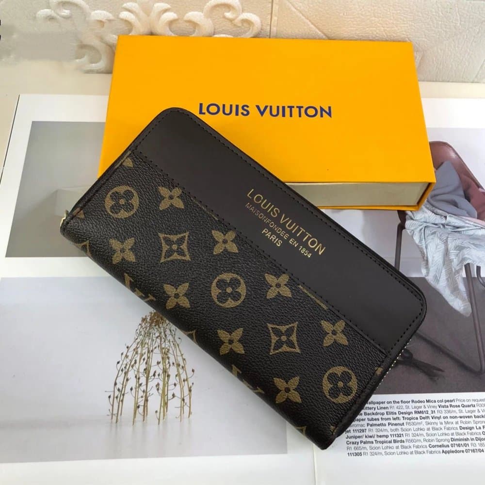 Louis Vuitton Zip Around Wallet Monogram Canvas