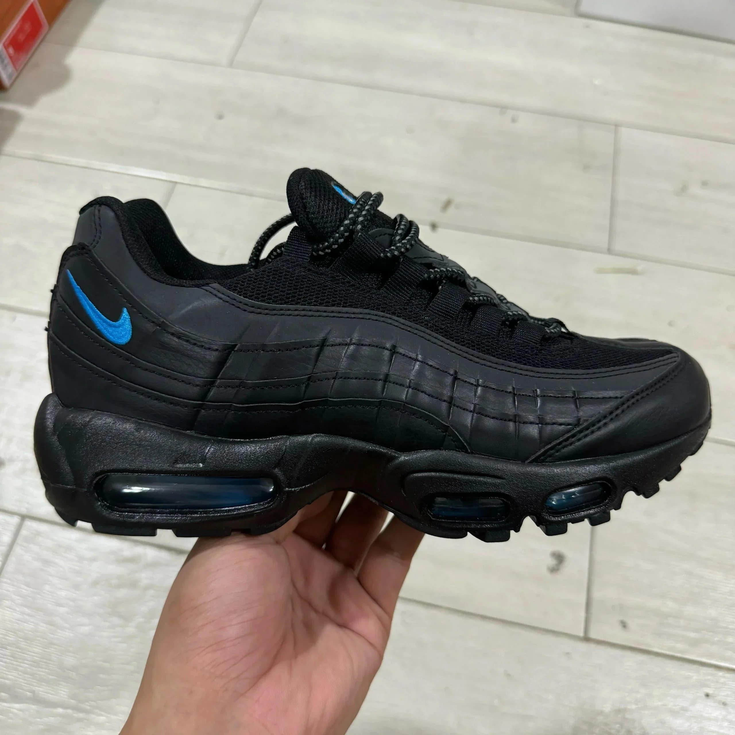 Nike Air Max 95 Travis Scott — 9黑蓝