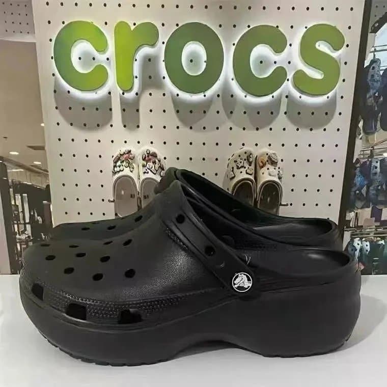 Crocs Classic Clog Platform