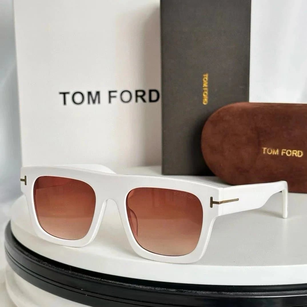 Tom Ford Sunglasses White Frame with Gradient Brown Lenses