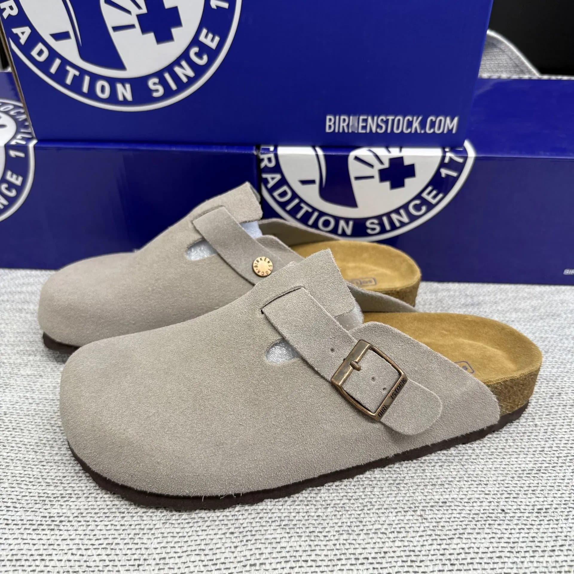 Birkenstock Boston Clog Suede