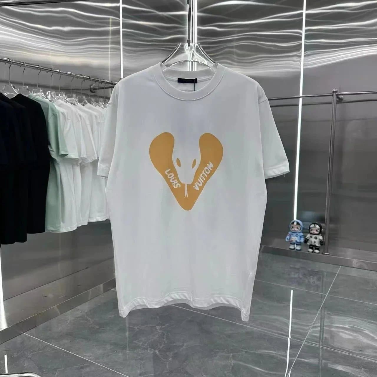 Louis Vuitton T-Shirt Multicolor Logo — 12
