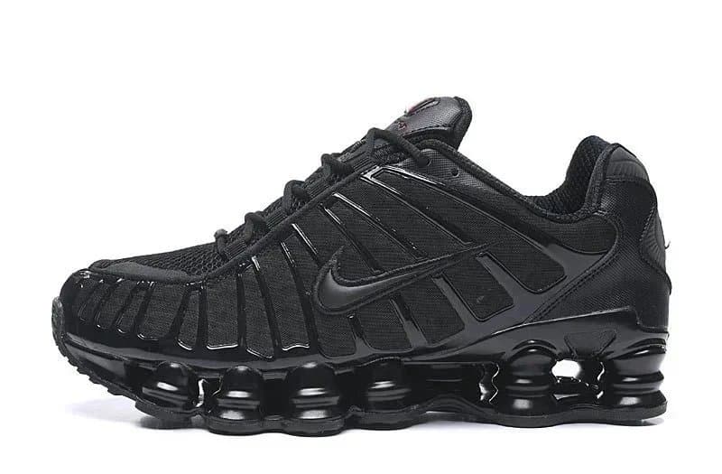 Nike Air Max Plus Supreme Collaboration — 2
