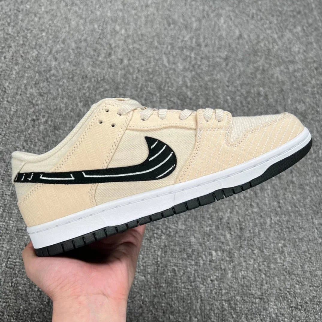 Nike Dunk Low Beige Canvas