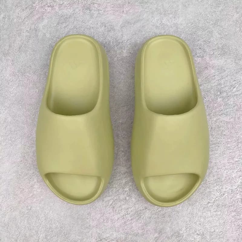 Yeezy Slide Static Green