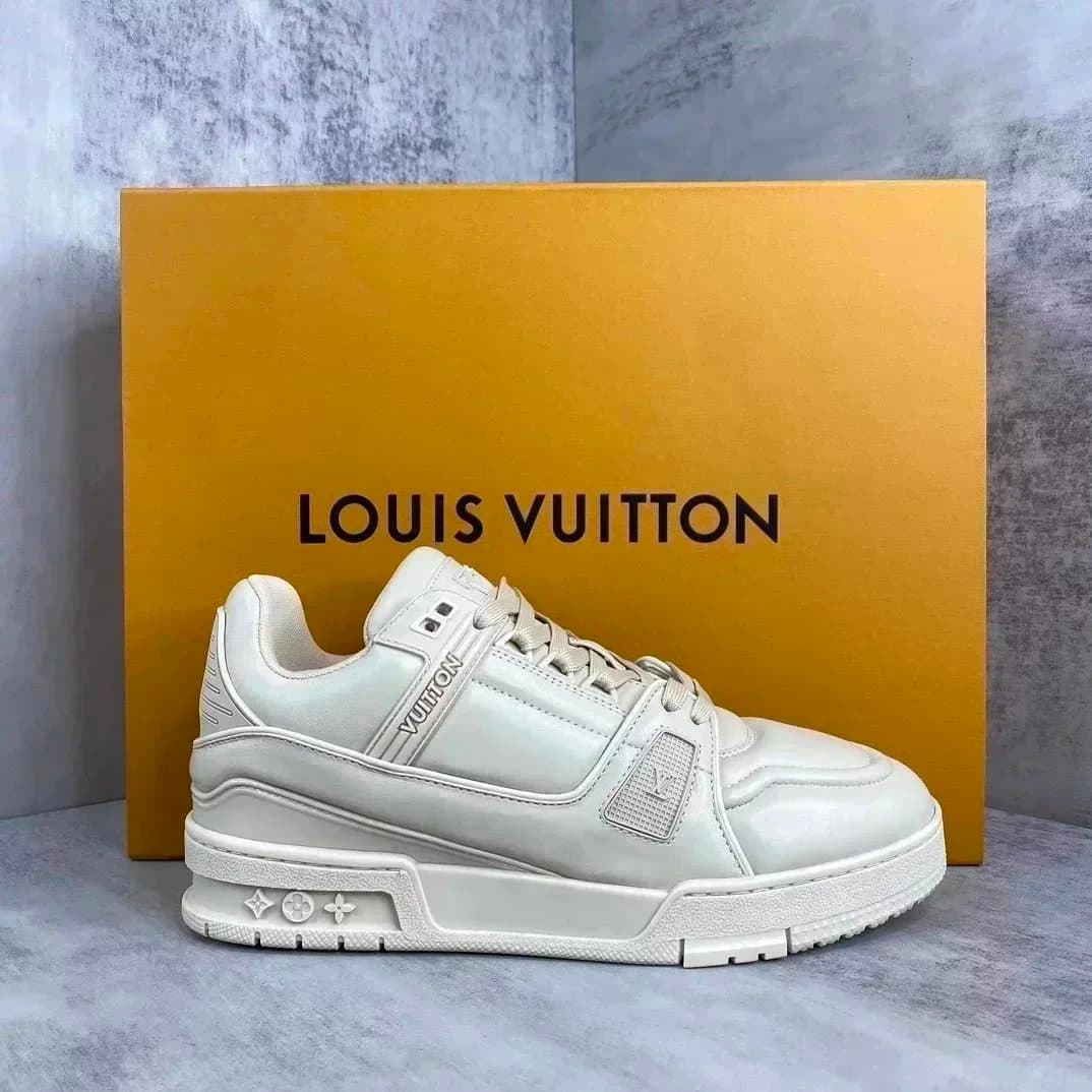 Louis Vuitton LV Trainer Monogram Red — 26