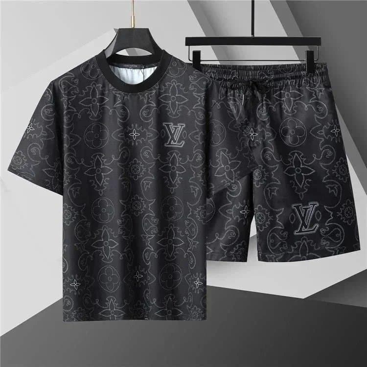 Louis Vuitton Monogram Print Set All-Over LV Motif
