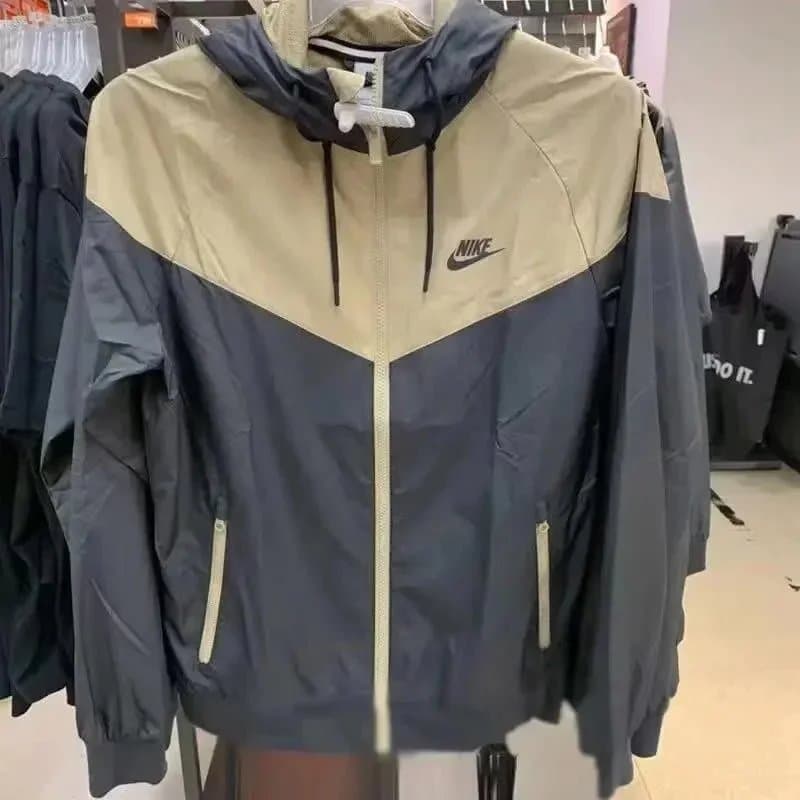 Nike Windrunner Jacket Two-Tone