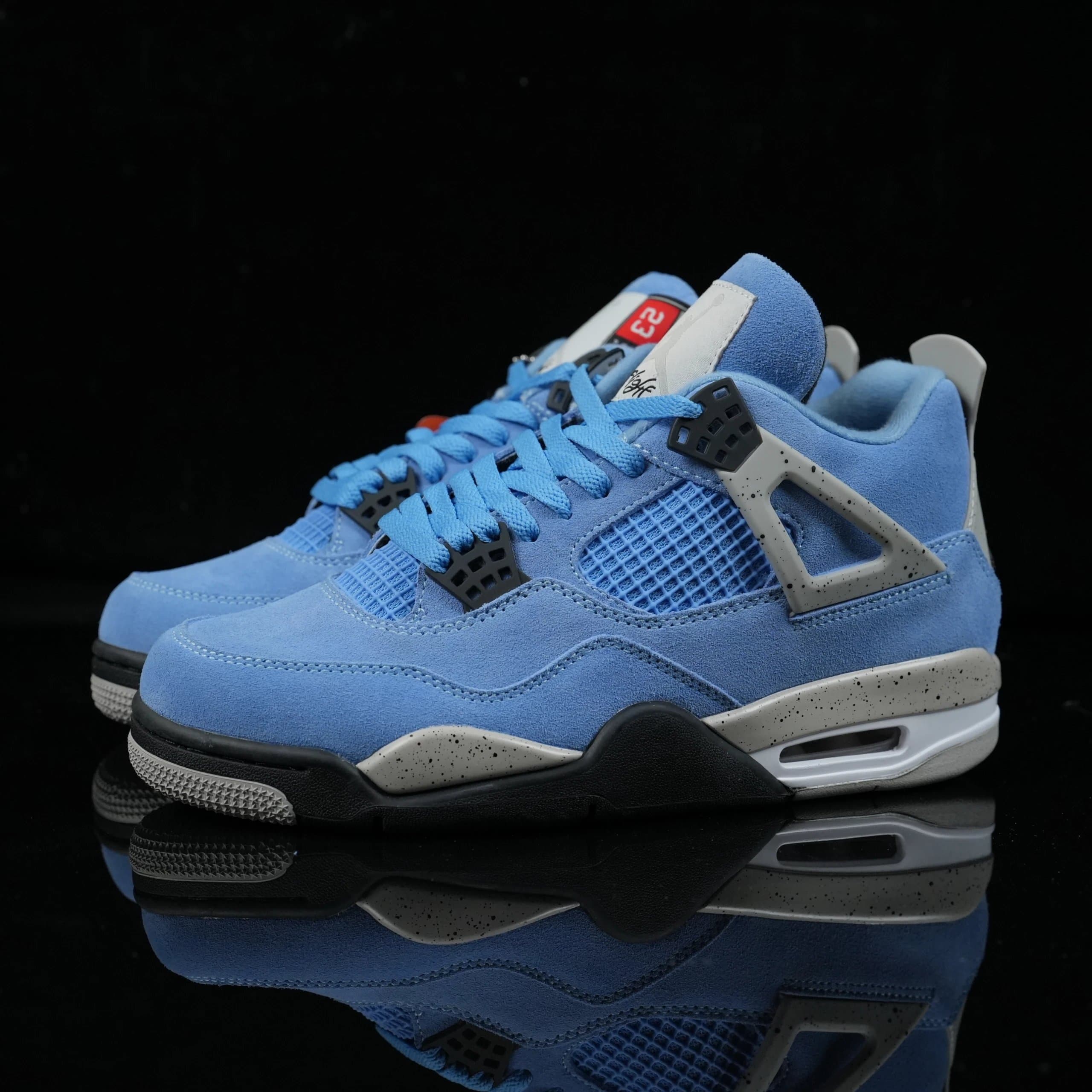 Air Jordan 4 Travis Scott