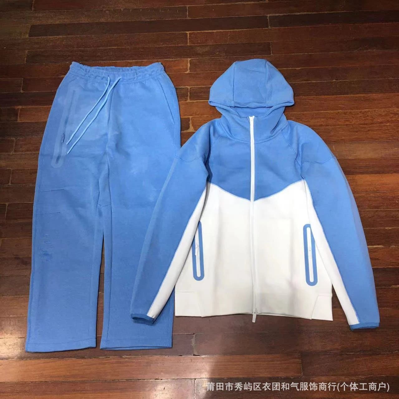 Nike Crewneck Sweatshirt Solid Black — 蓝拼白