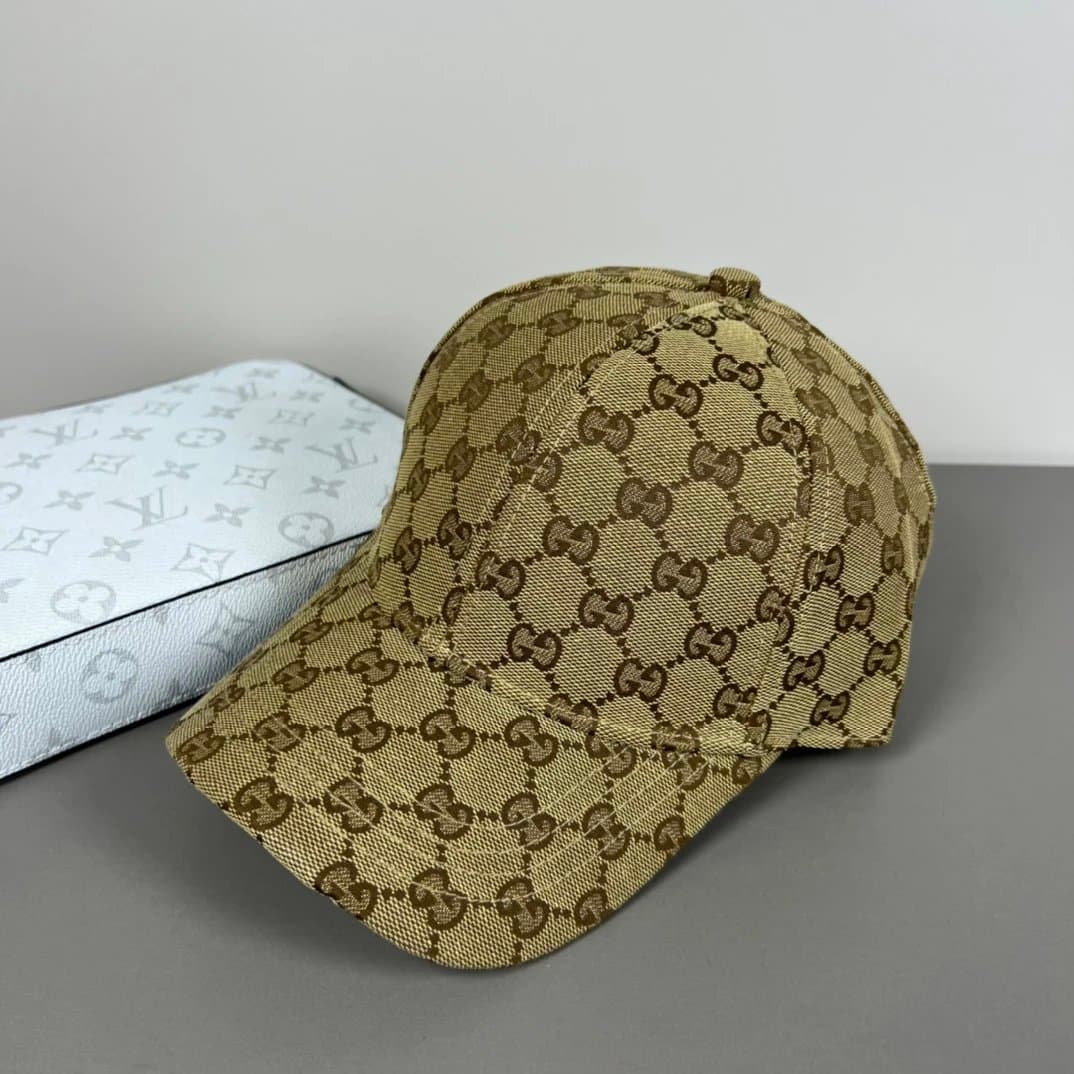 Gucci Baseball Cap GG Monogram — 6