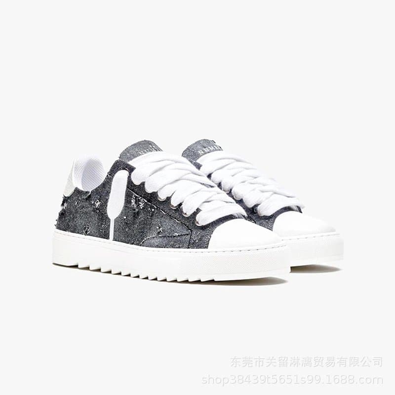 Off-White Low Sneaker All White — 灰色破旧牛仔