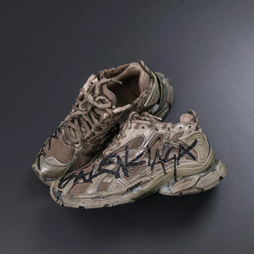 Balenciaga Triple S Graffiti
