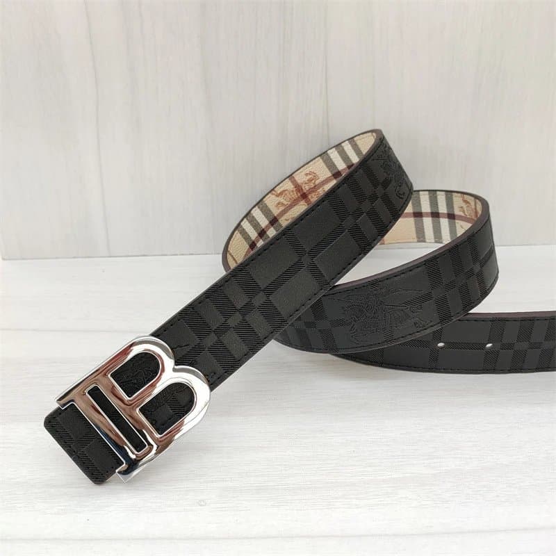 Burberry Monogram Check Belt Reversible — 左TB黑压花银扣