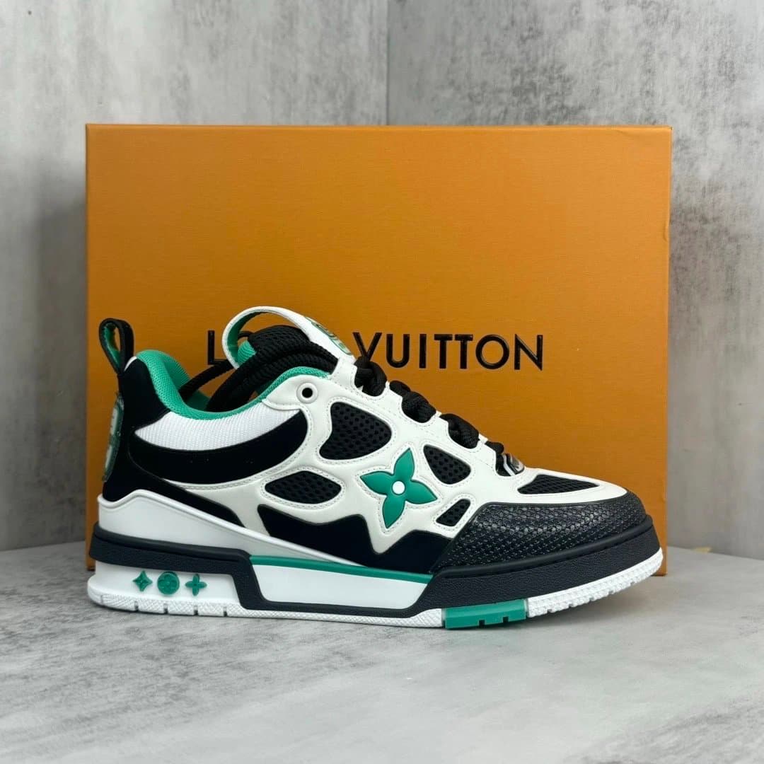Louis Vuitton LV Trainer Monogram Flower — A182
