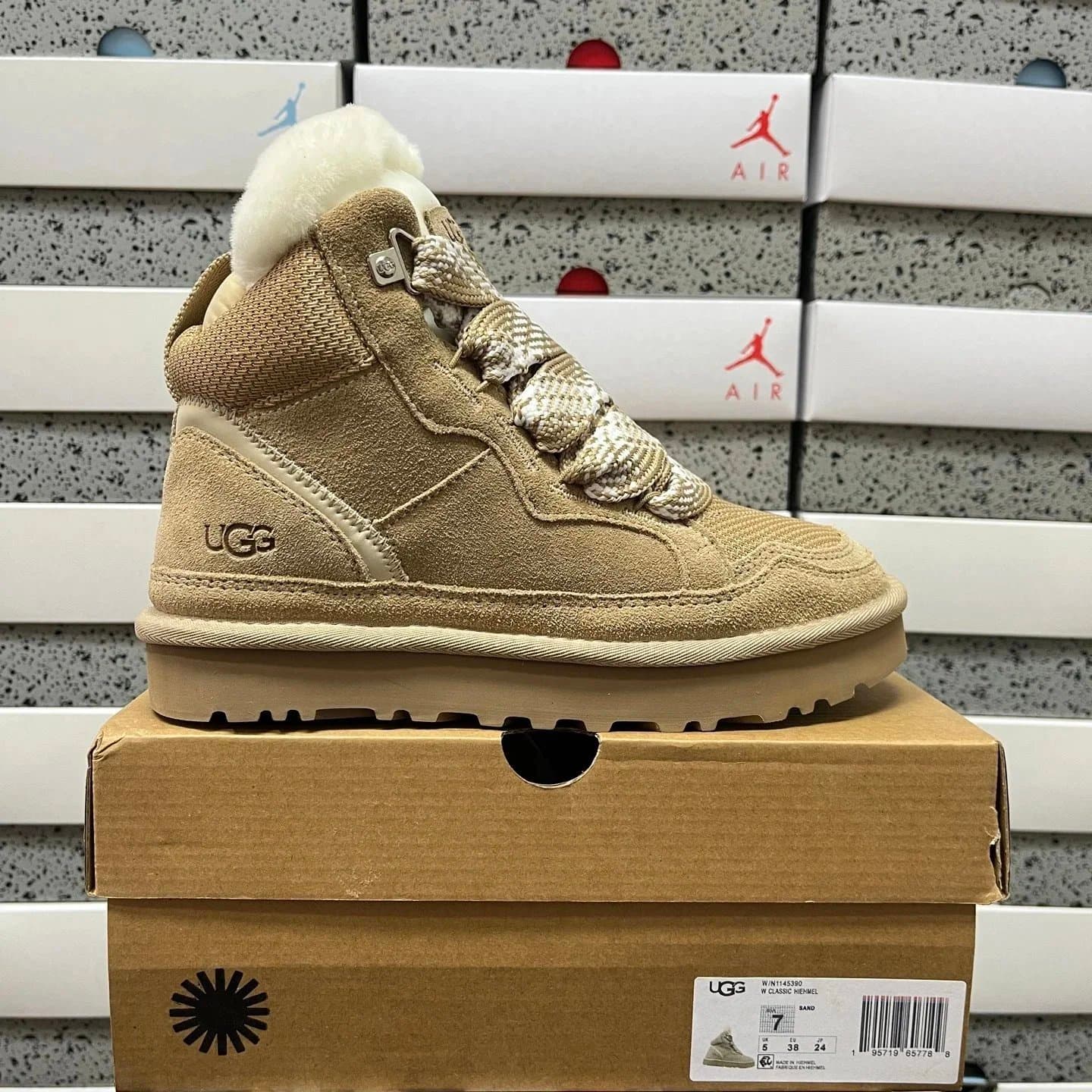 UGG Classic Hiehmel Sand