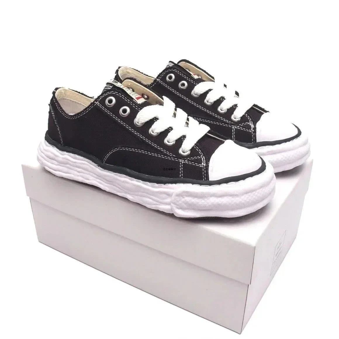 Maison Margiela Tabi Sneaker Black/White