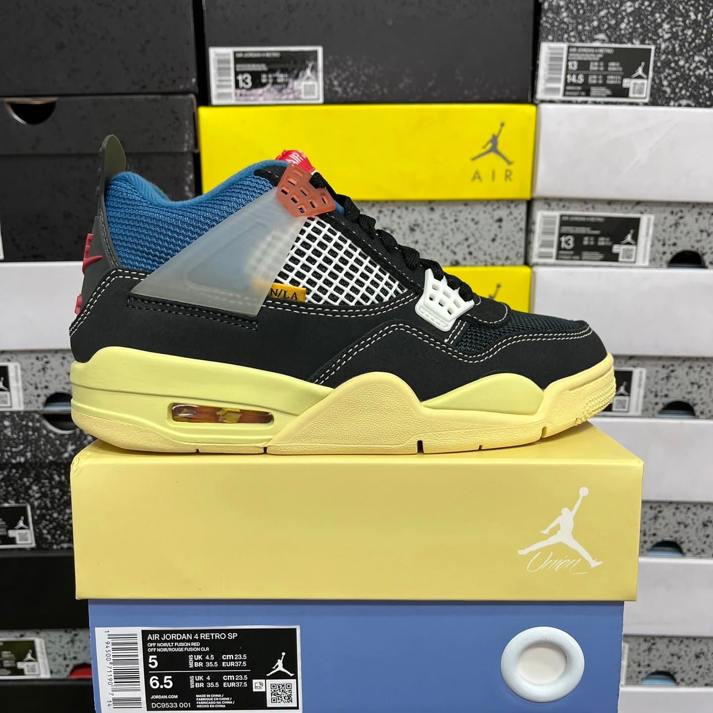 Air Jordan 4 Retro SP Off-White Fusion Red