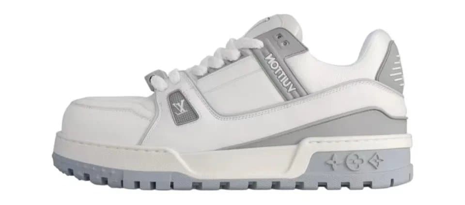Louis Vuitton LV Trainer Monogram Suede — 白灰
