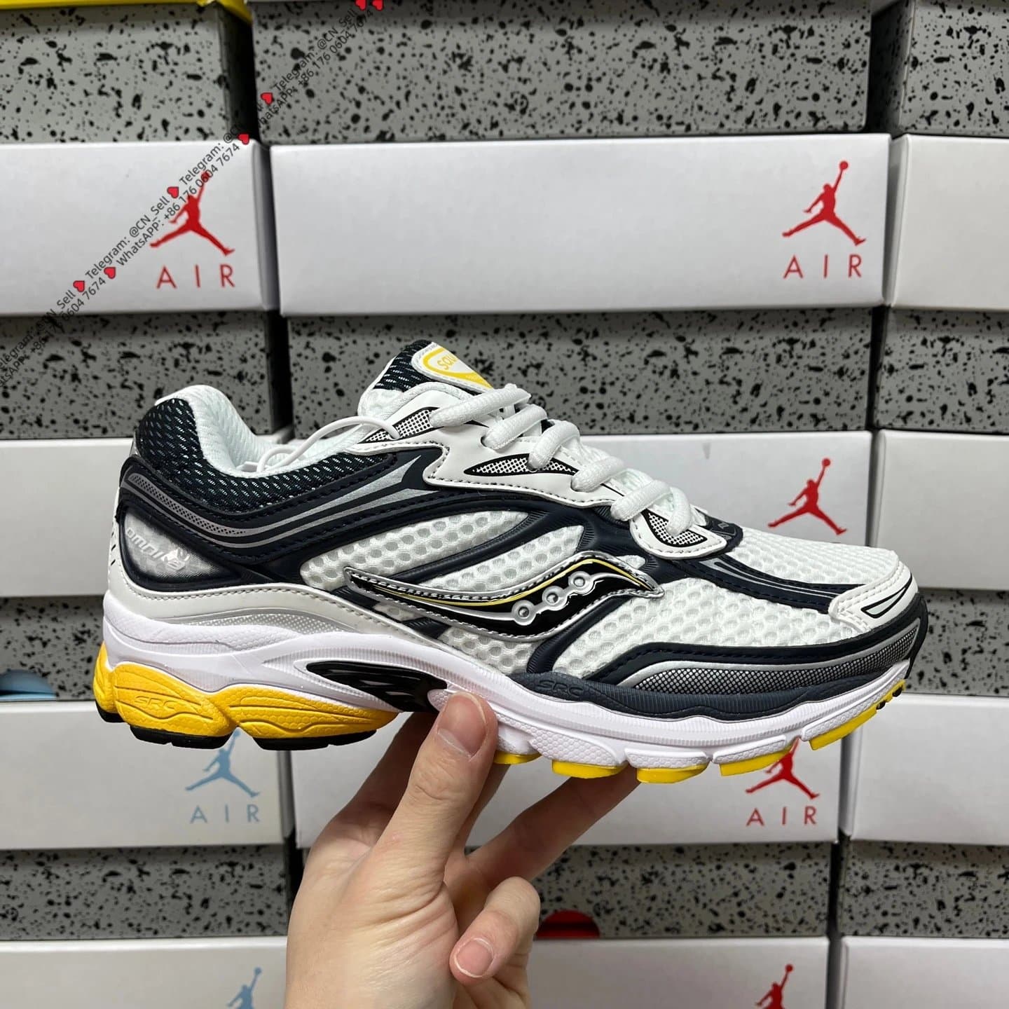 Asics Gel-Kayano 14 White/Navy/Yellow