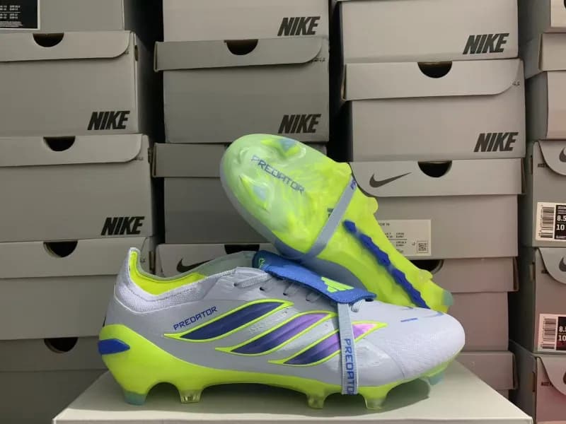Adidas Predator Academy