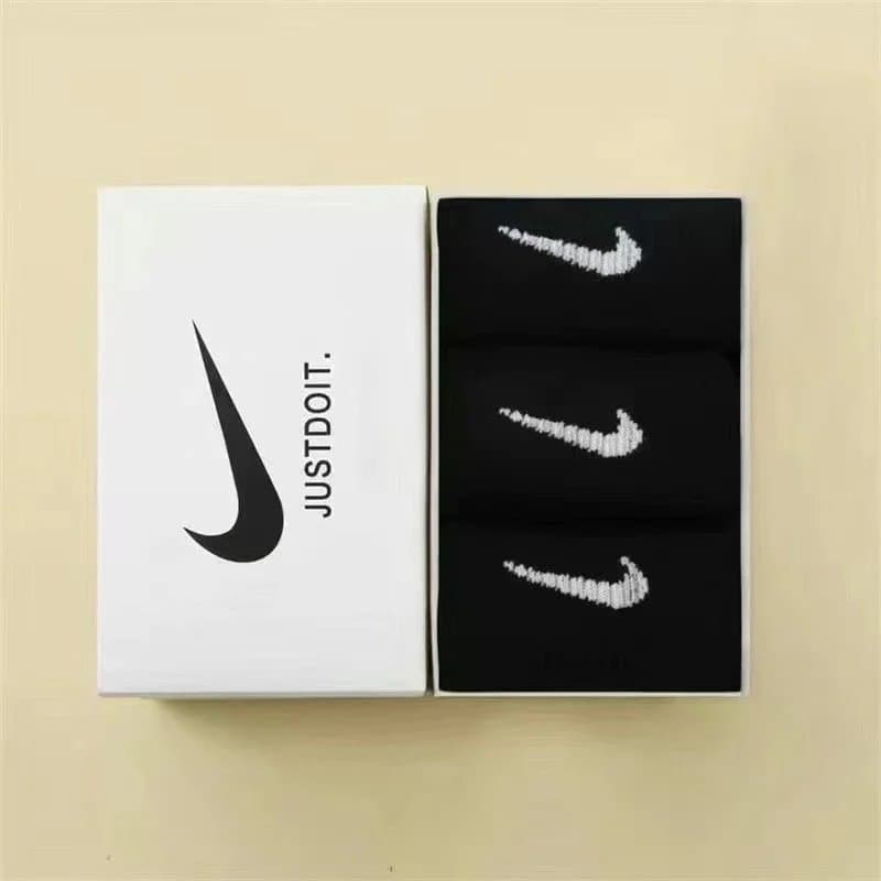 Nike Cushioned Ankle Socks Classic Logo — 3黑